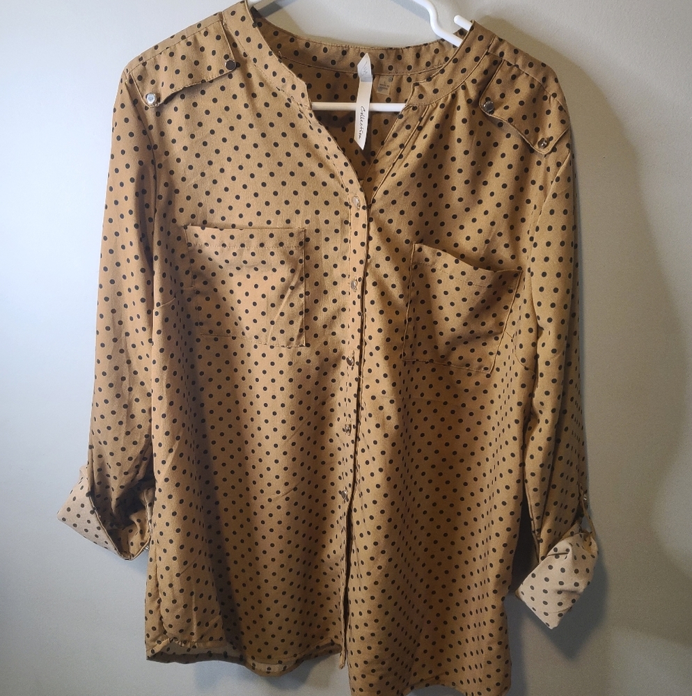 NY Collection brown tab-sleeve button down size L